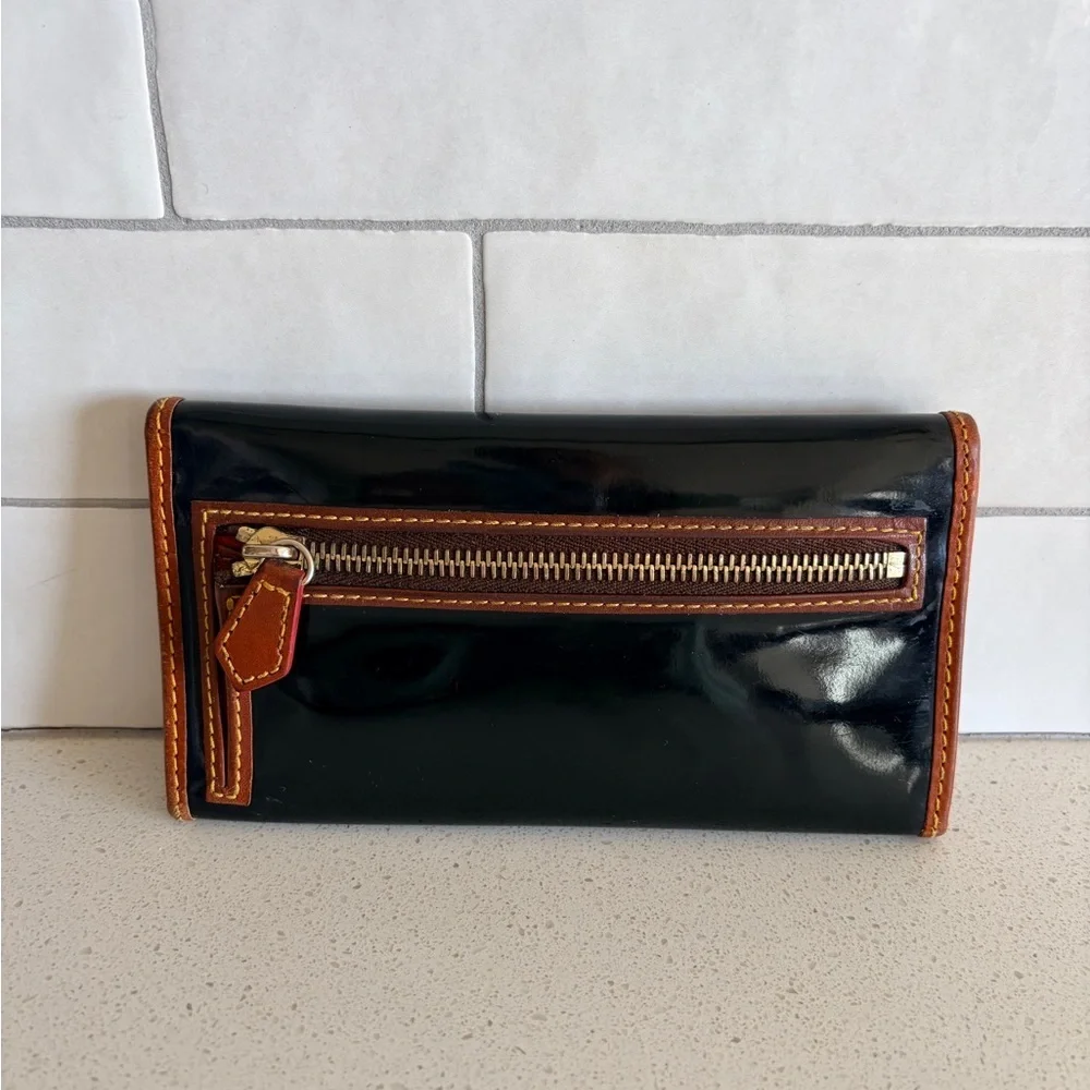 Dooney & Bourke Patent Leather Continental Clutch Wallet Black Color